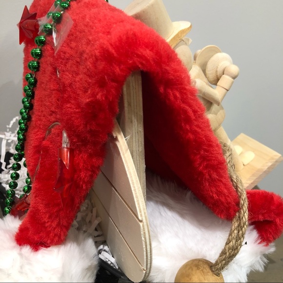 Small Festive Curated Pre-Wrapped Holiday Gift Basket - Picture 3 of 7